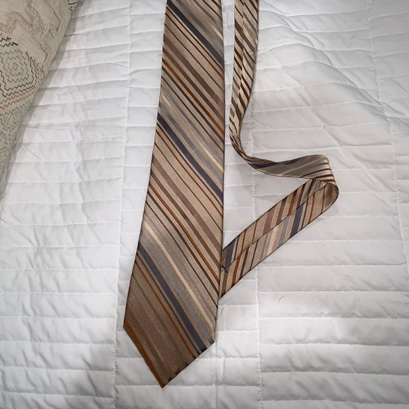 Tan brown varsity stripe tie - Picture 2 of 3